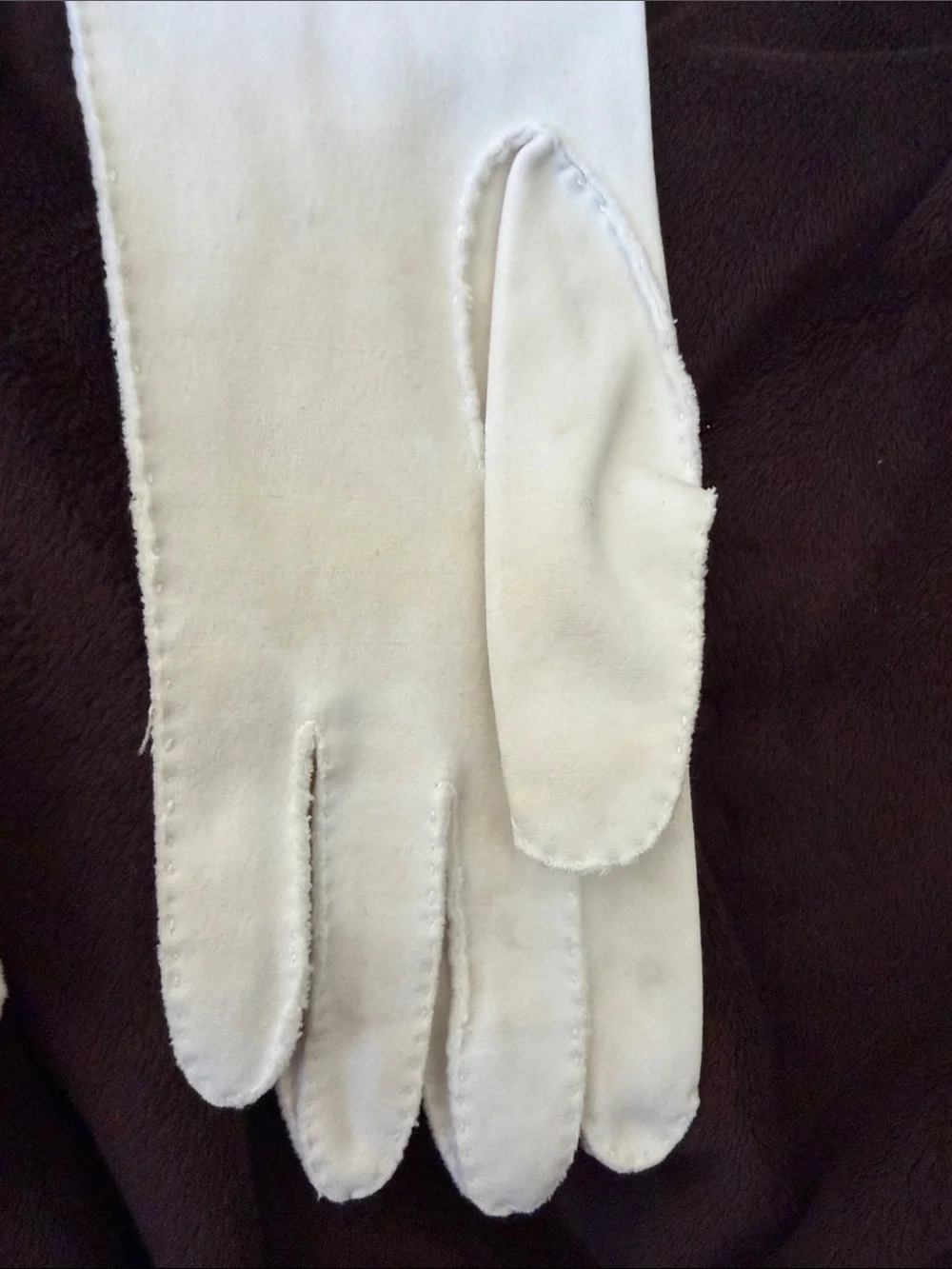 Elegant Vintage White Beaded Floral Opera Gloves - Women's Accessories